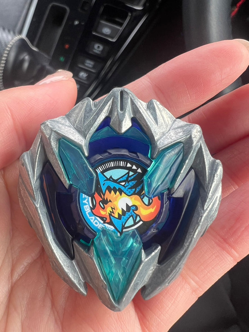 1/6☆　春山まみ様　ベイブレード