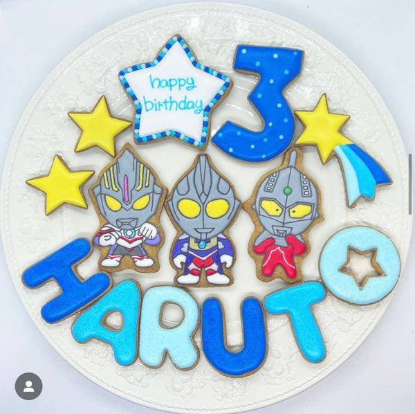 1/8　柏原愛佳様　ウルトラマン