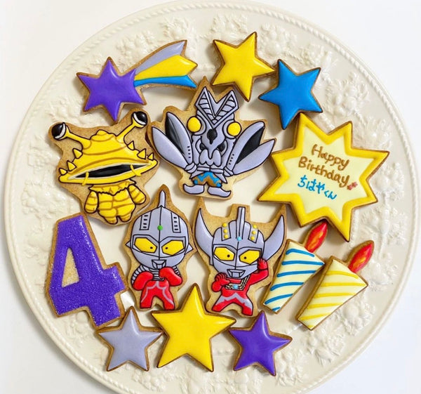 1/22　中根萌様　ウルトラマン