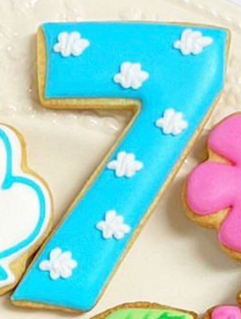 10/10 しまじろう　刀根未来様